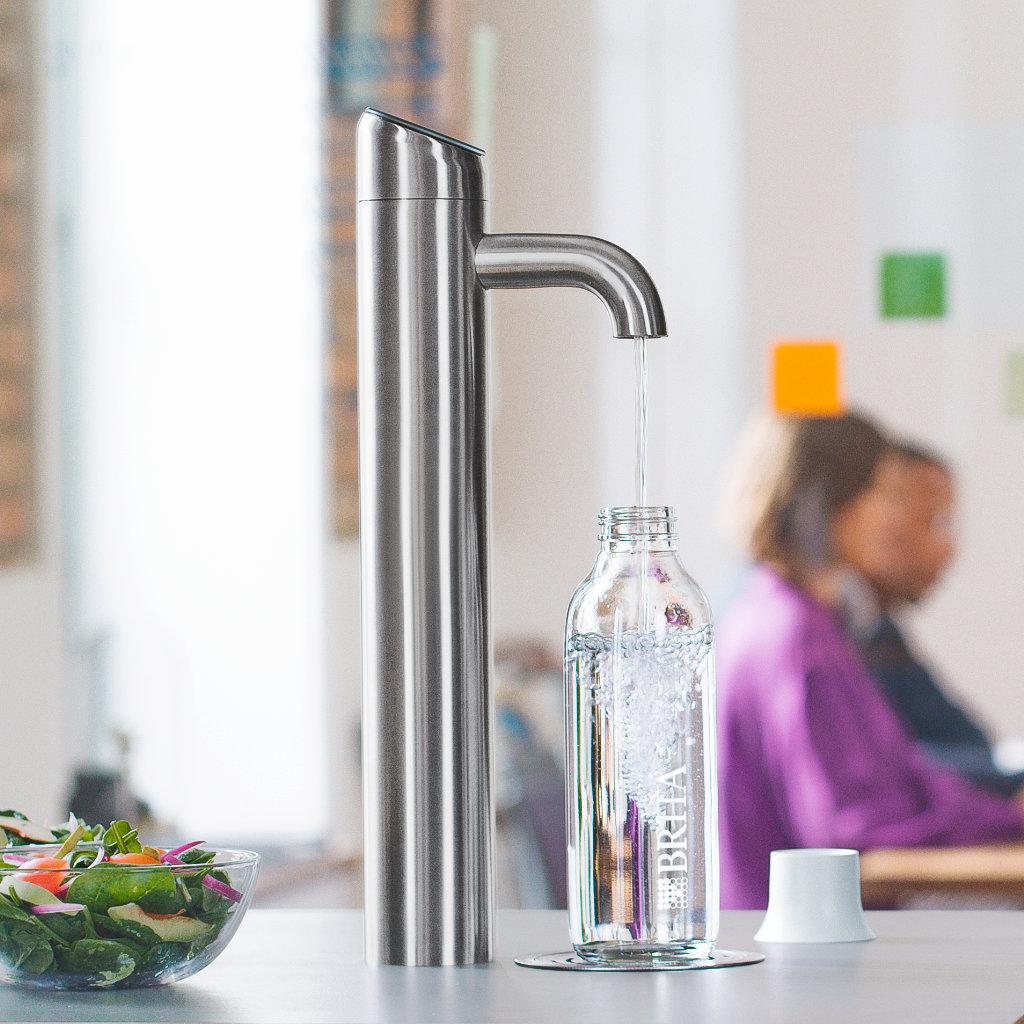 Machine à eau gazeuse Zoomyo avec bouteille en verre en design